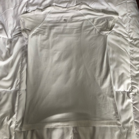 Lululemon white swiftly tech, regular length, color is white, size 8 - Picture 3 of 3